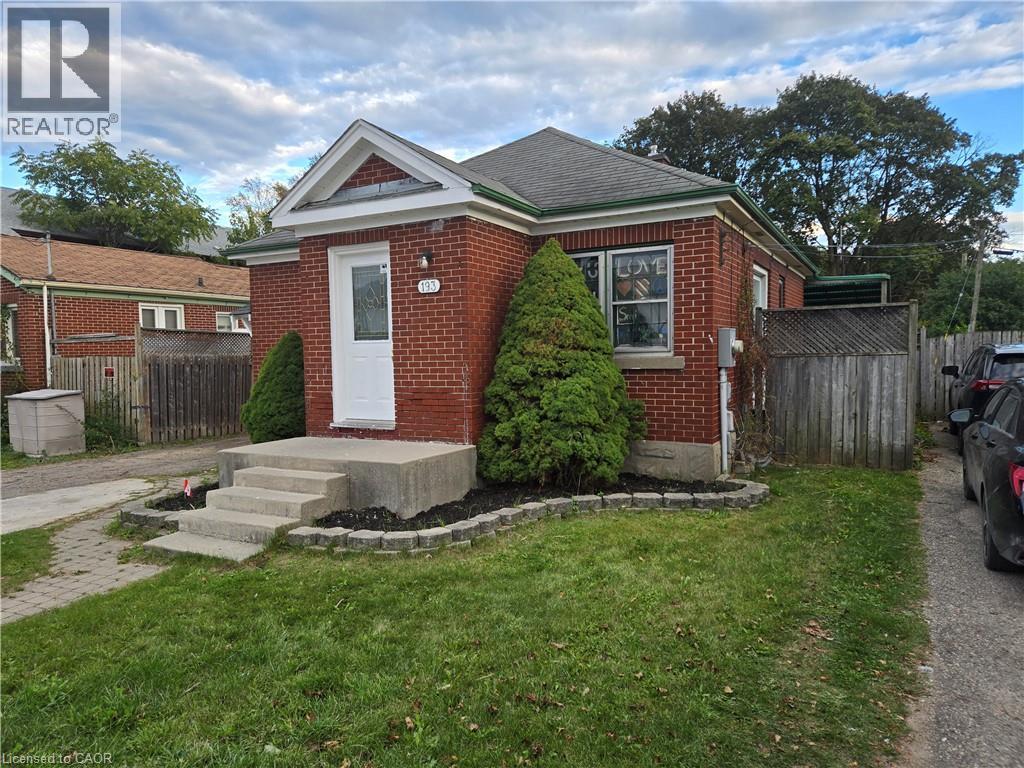 193 Ottawa Street S, Kitchener, Ontario  N2G 3T3 - Photo 2 - 40776410