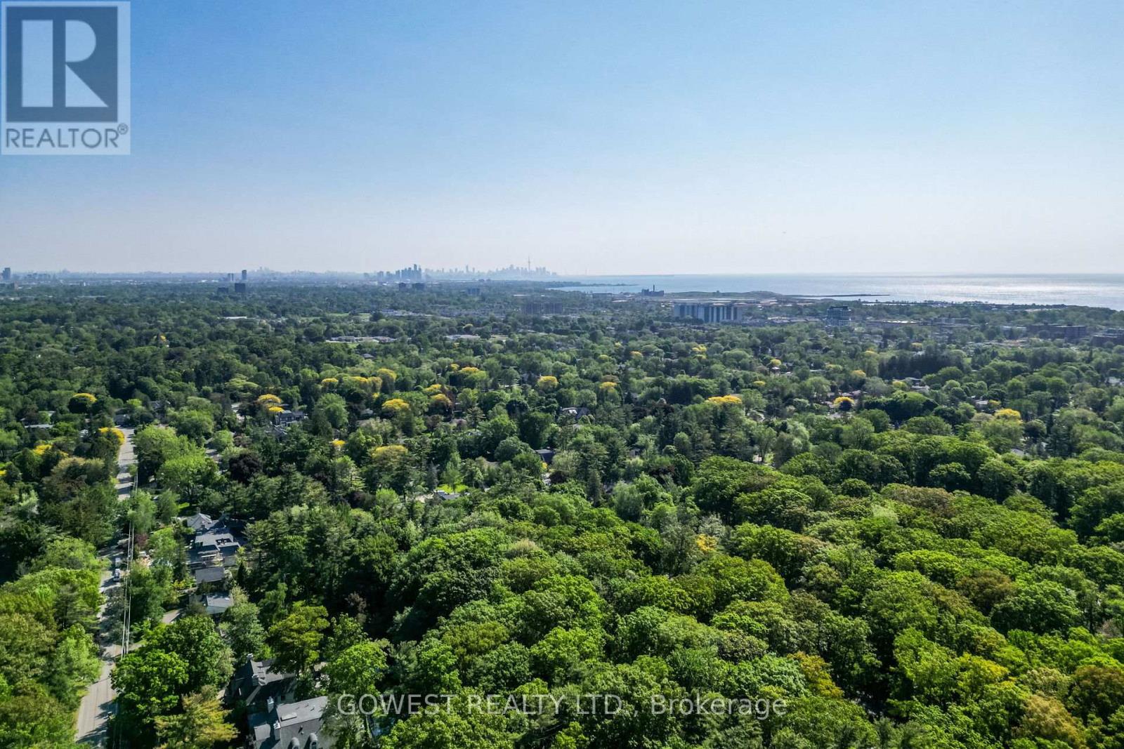 62 Pinewood Trail, Mississauga, Ontario  L5G 2L1 - Photo 16 - W12430186