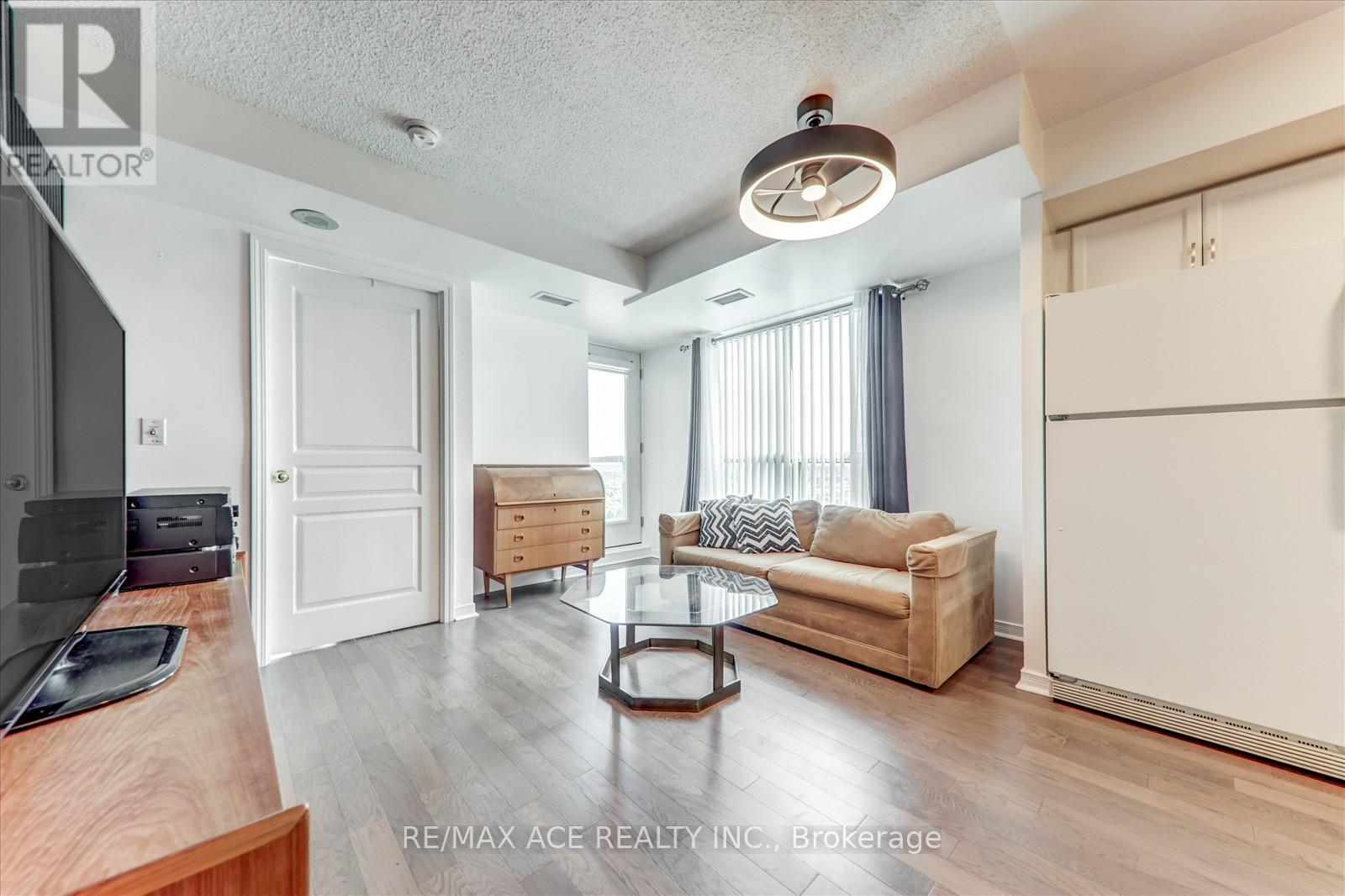 1803 - 2545 Erin Centre Boulevard, Mississauga, Ontario  L5M 6Z9 - Photo 17 - W12457850