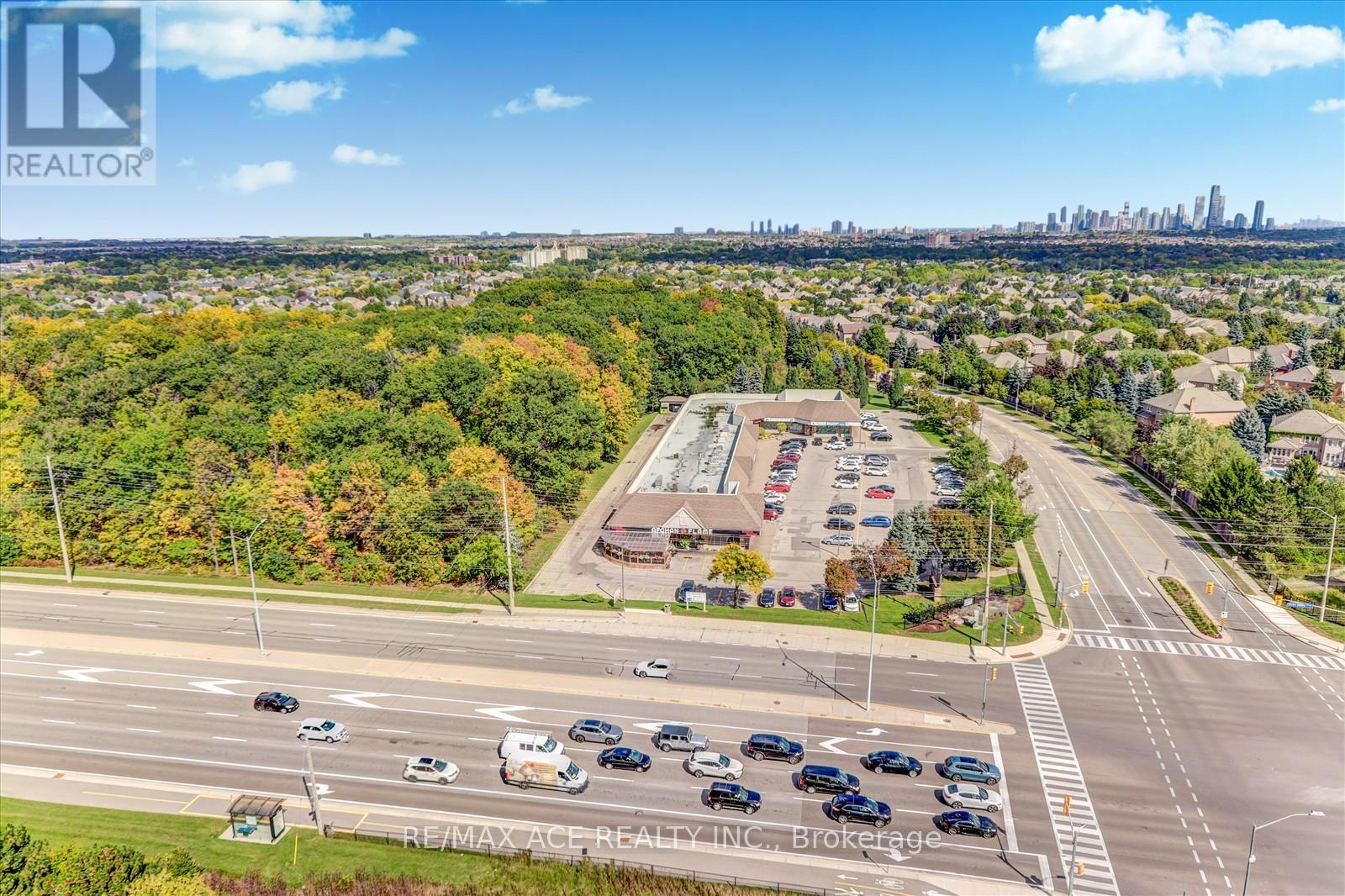 1803 - 2545 Erin Centre Boulevard, Mississauga, Ontario  L5M 6Z9 - Photo 26 - W12457850