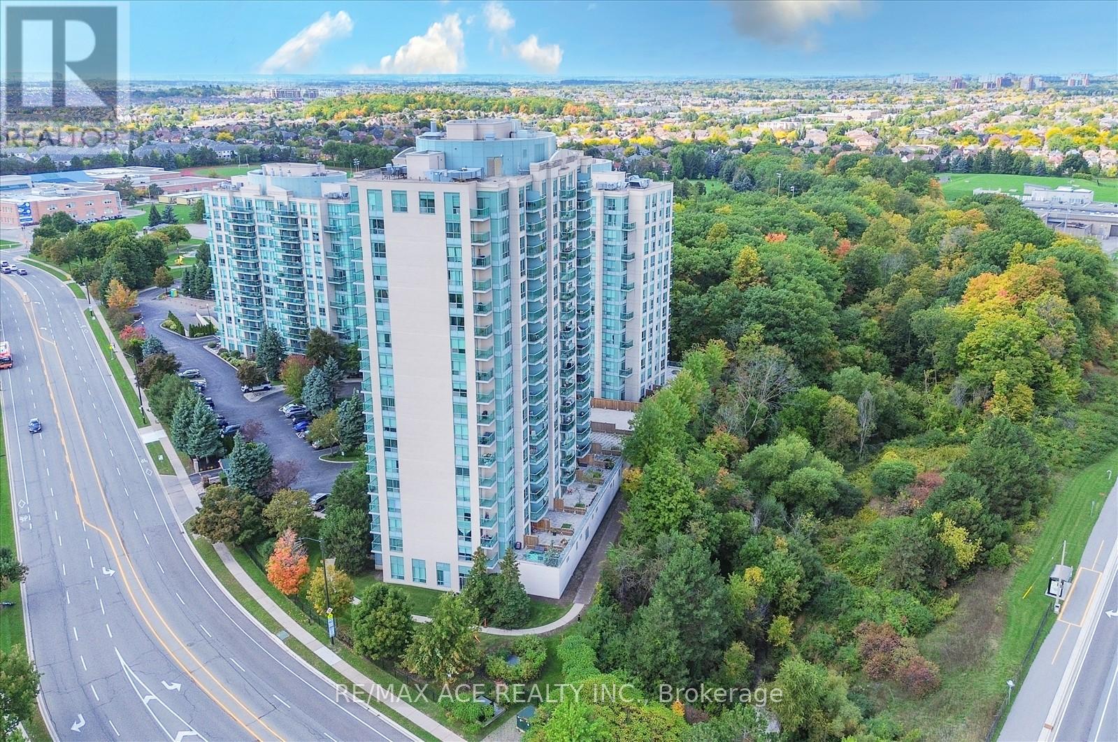 1803 - 2545 Erin Centre Boulevard, Mississauga, Ontario  L5M 6Z9 - Photo 4 - W12457850