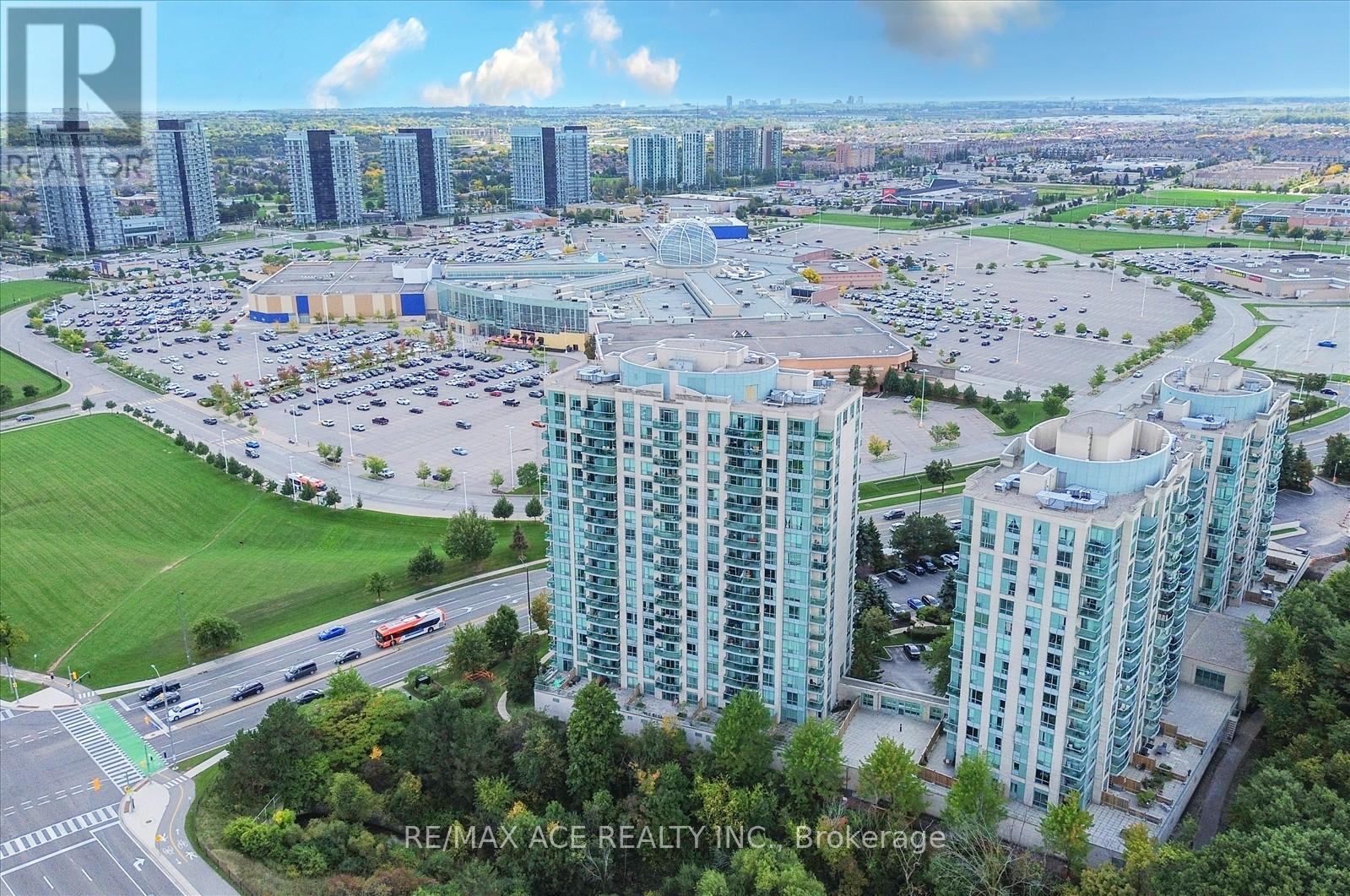 1803 - 2545 Erin Centre Boulevard, Mississauga, Ontario  L5M 6Z9 - Photo 5 - W12457850
