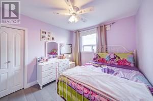 21 Lakeland Drive, Toronto, Ontario  M9V 1M8 - Photo 30 - W12457860