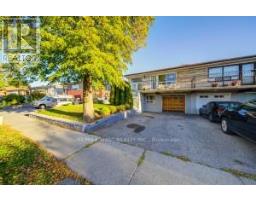 21 LAKELAND DRIVE, Toronto, Ontario