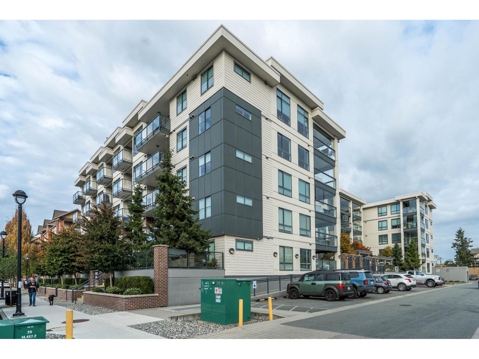 515 5638 201a Street, Langley, British Columbia  V3A 0L8 - Photo 2 - R3056709
