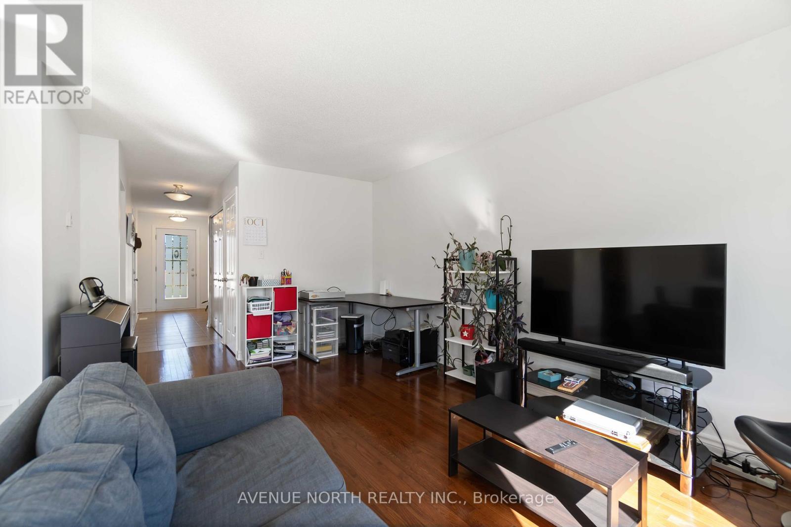 309 Mercury Street, Clarence-Rockland, Ontario  K4K 0G6 - Photo 10 - X12457872