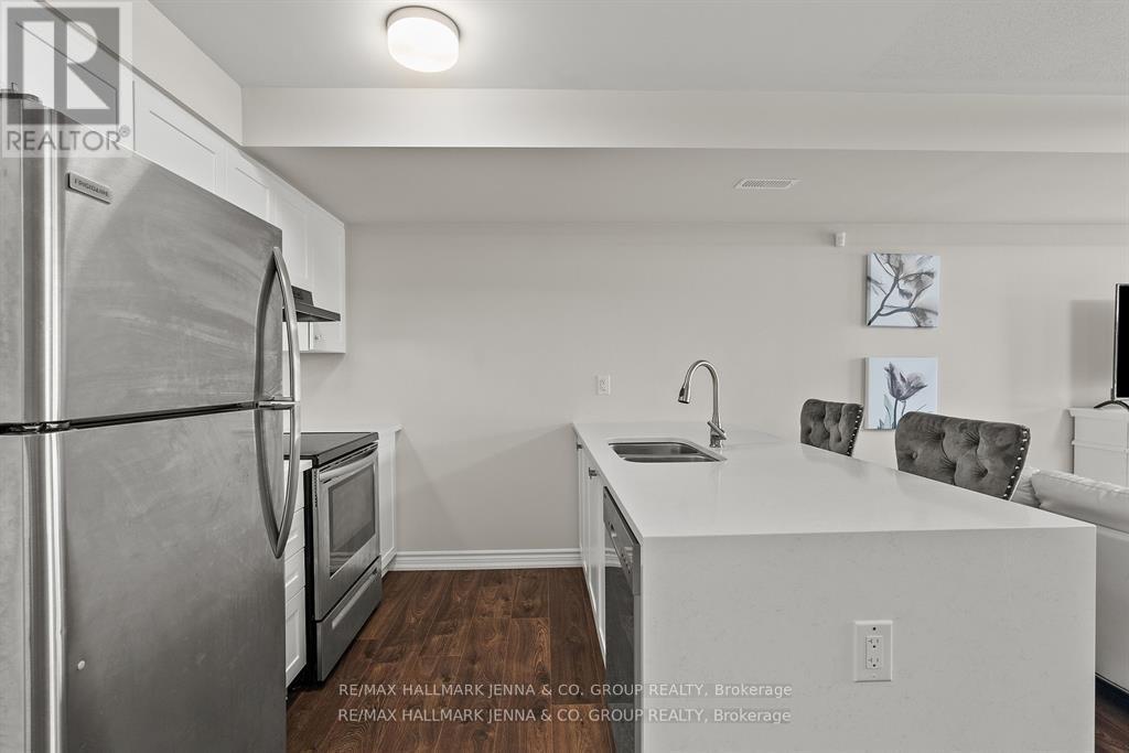 2302 Watercolours Way, Ottawa, Ontario  K2J 6N3 - Photo 11 - X12457879