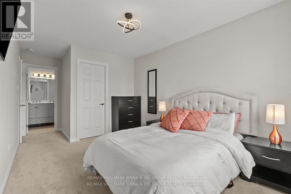 2302 Watercolours Way, Ottawa, Ontario  K2J 6N3 - Photo 17 - X12457879