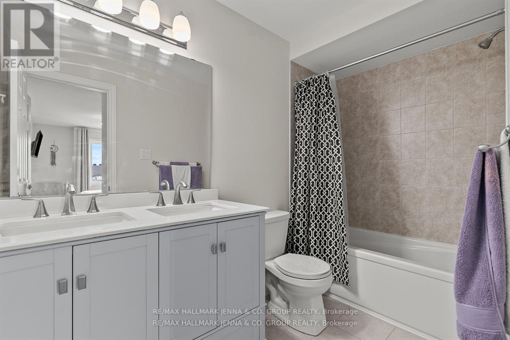 2302 Watercolours Way, Ottawa, Ontario  K2J 6N3 - Photo 18 - X12457879