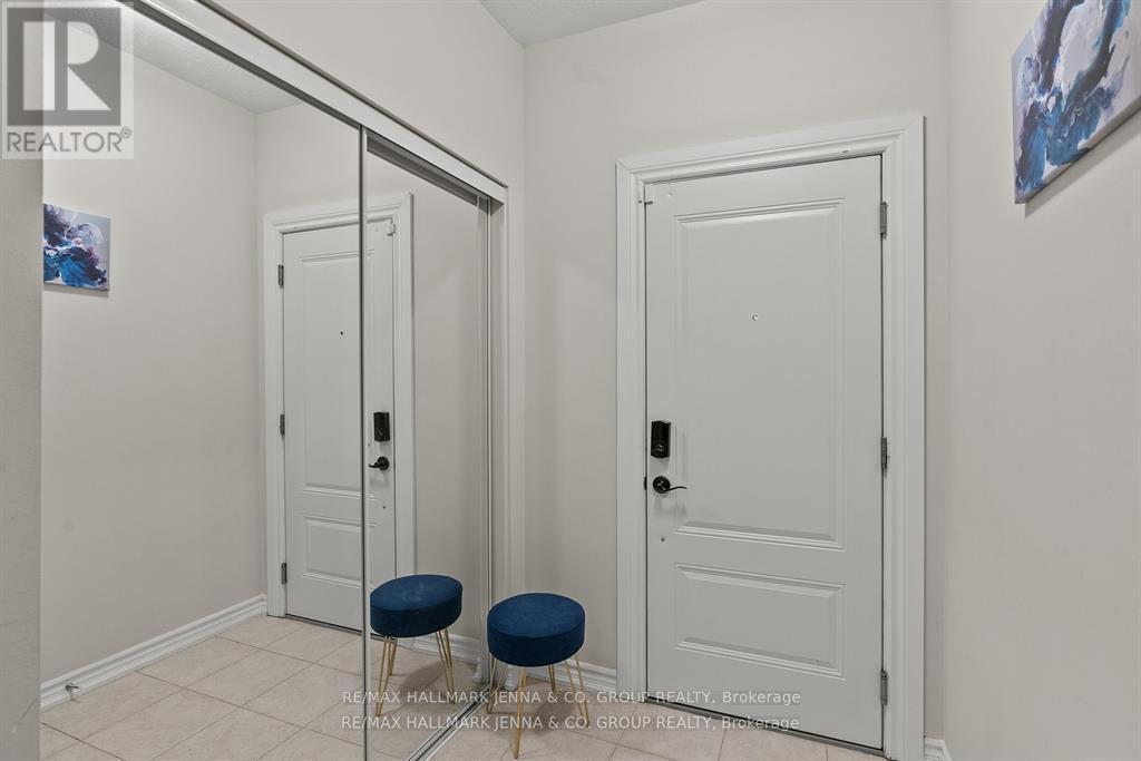 2302 Watercolours Way, Ottawa, Ontario  K2J 6N3 - Photo 2 - X12457879