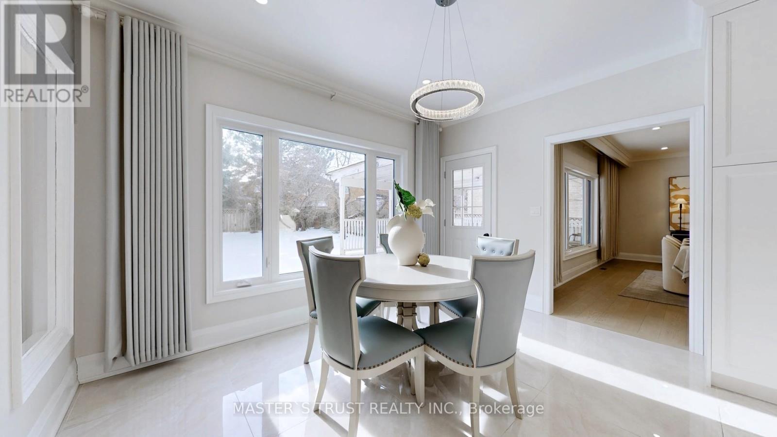 31 Boake Trail, Richmond Hill, Ontario  L4B 2H3 - Photo 13 - N12457848