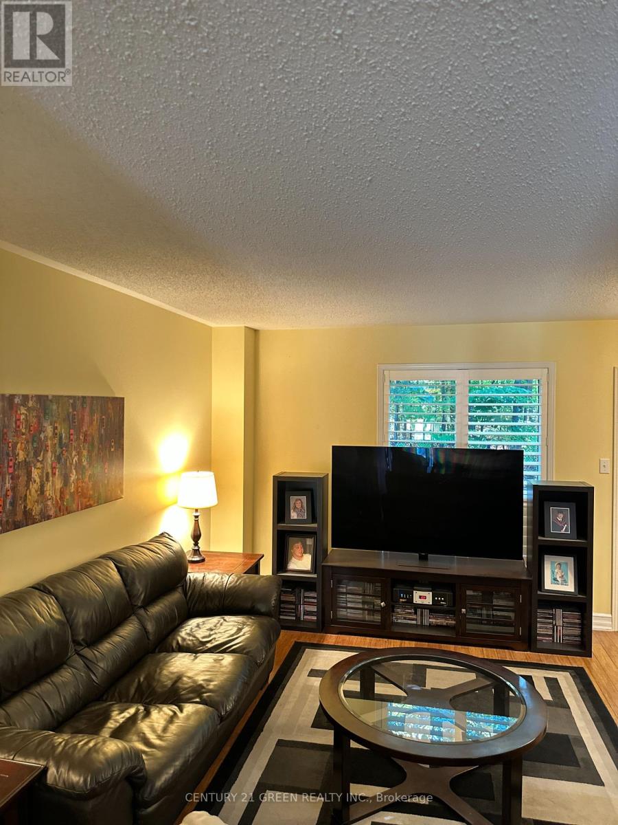 28 - 5530 Glen Erin Drive W, Mississauga, Ontario  L5M 6E8 - Photo 10 - W12457794