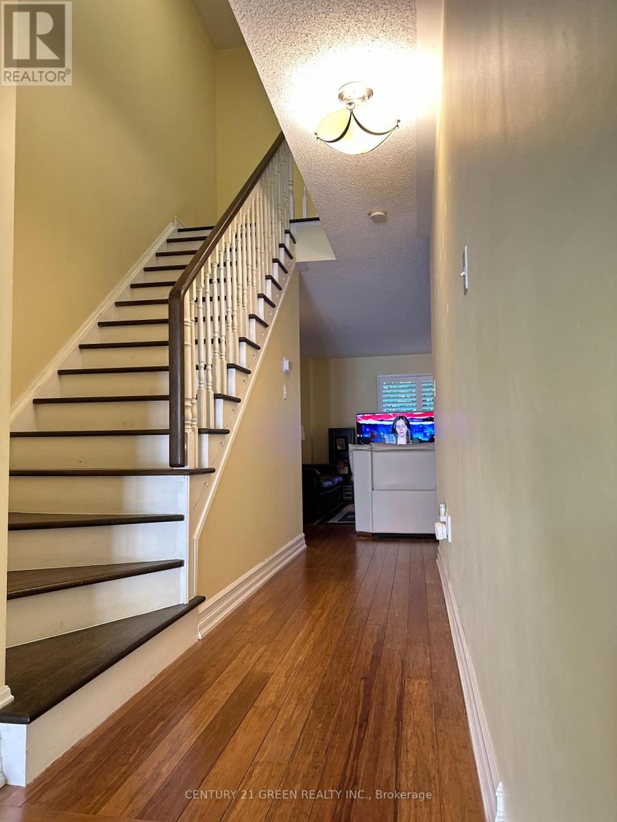 28 - 5530 Glen Erin Drive W, Mississauga, Ontario  L5M 6E8 - Photo 3 - W12457794