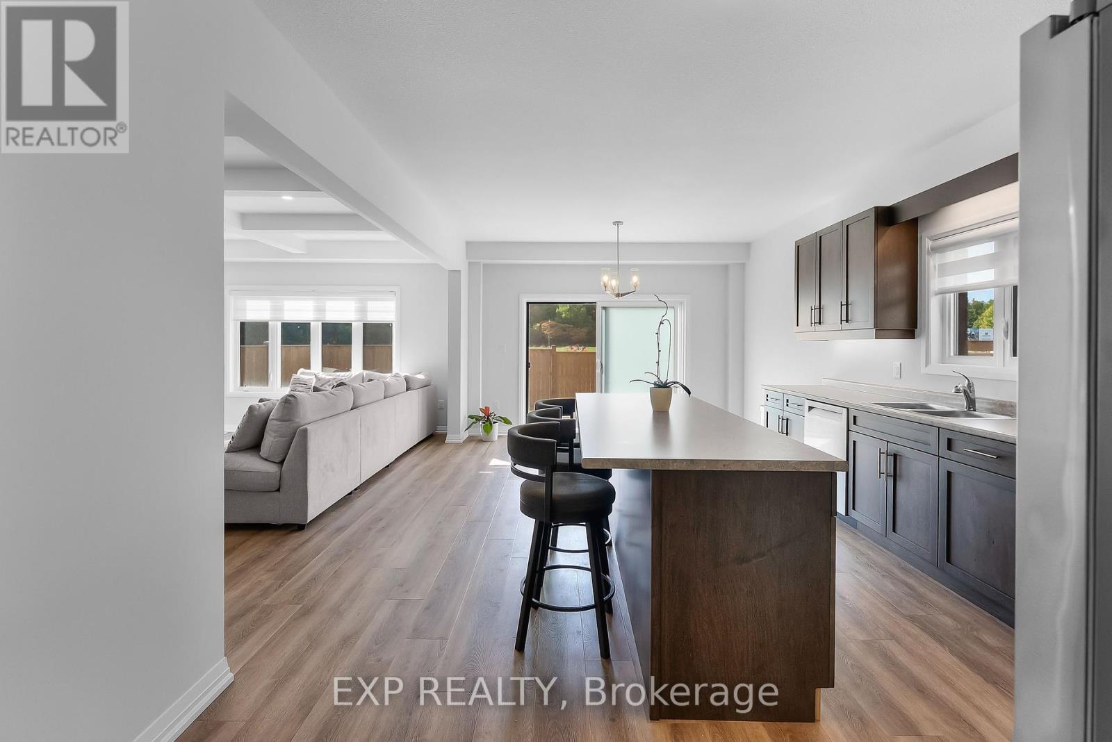 62 Marie Street, Pelham, Ontario  L0S 1E1 - Photo 12 - X12457880