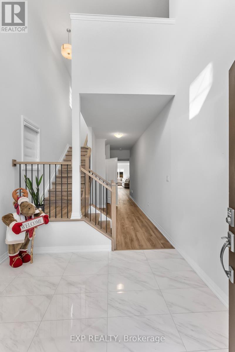 62 Marie Street, Pelham, Ontario  L0S 1E1 - Photo 3 - X12457880