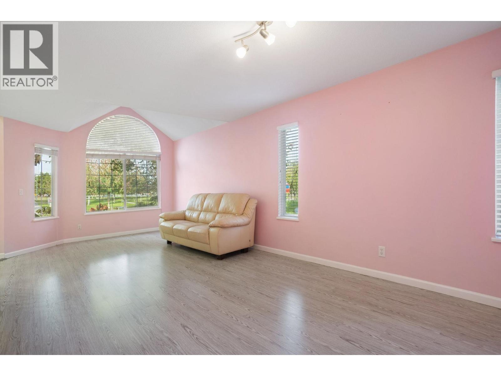 22326 Wilson Avenue, Richmond, British Columbia  V6V 2P5 - Photo 5 - R3057522