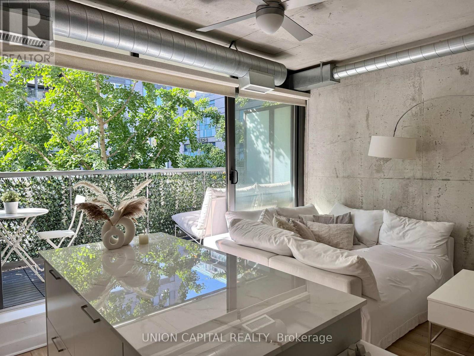 307 - 533 Richmond Street, Toronto, Ontario  M5V 3Y1 - Photo 5 - C12457898