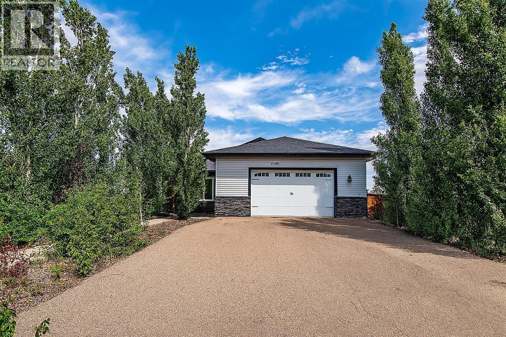 4622 58 Avenue, Rimbey, Alberta  T0C 2J0 - Photo 1 - A2263671