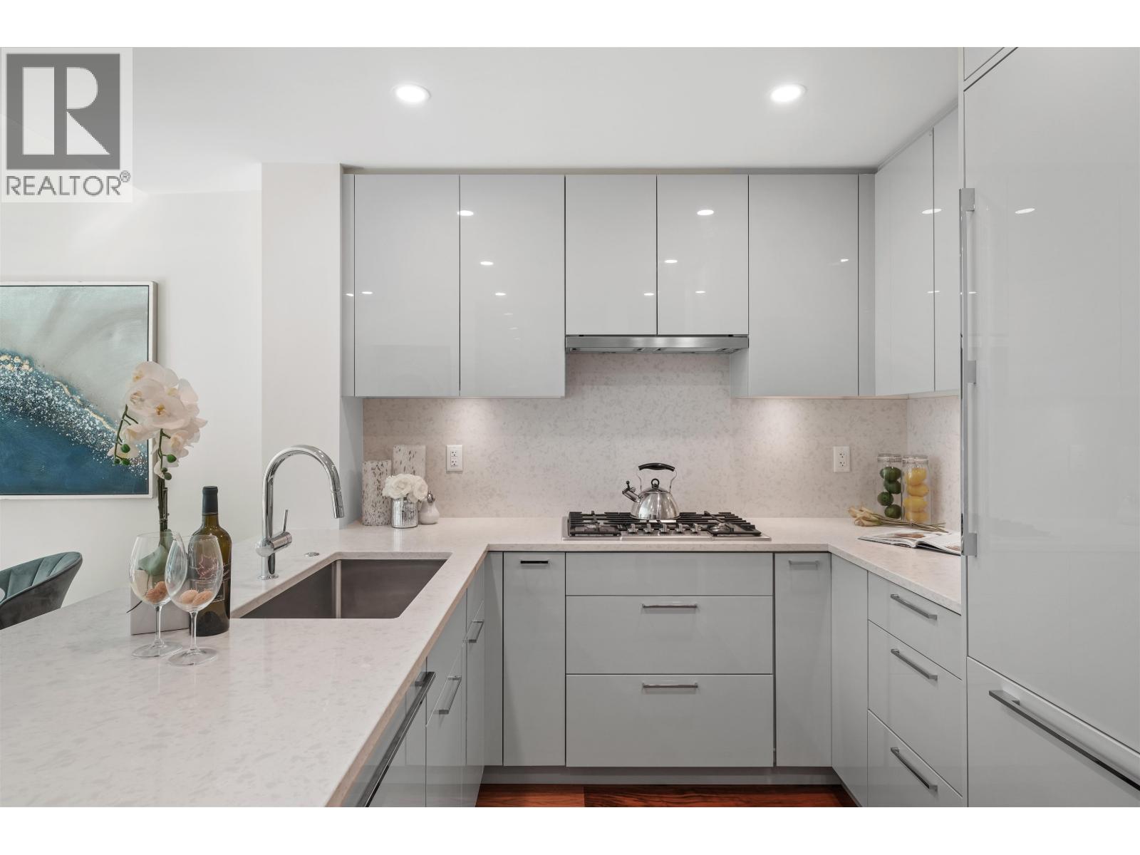 107 5058 Cambie Street, Vancouver, British Columbia  V5Z 2Z5 - Photo 2 - R3057509