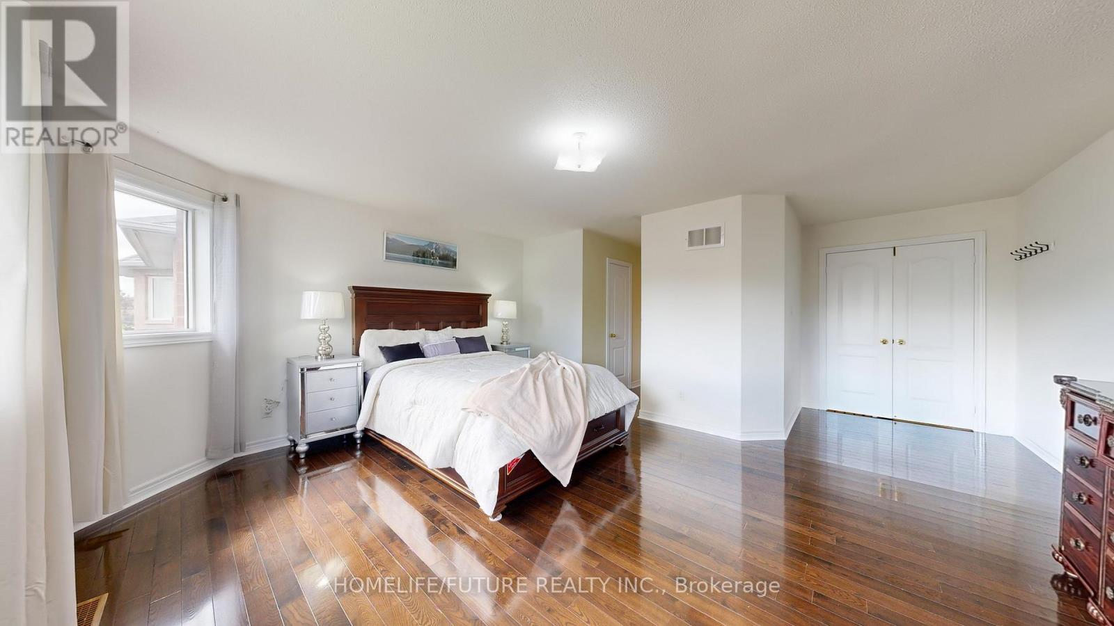 51 Estate Garden Drive, Richmond Hill, Ontario  L4E 3V5 - Photo 23 - N12457888