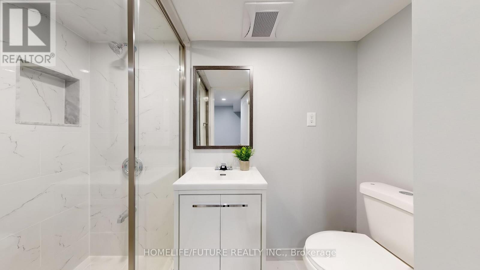 51 Estate Garden Drive, Richmond Hill, Ontario  L4E 3V5 - Photo 41 - N12457888