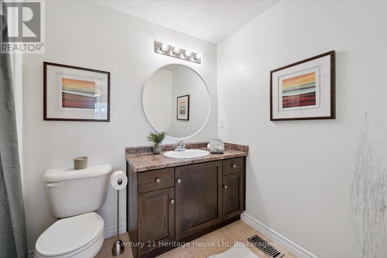 122 Creighton Avenue, Guelph, Ontario  N1E 0H8 - Photo 29 - X12457443