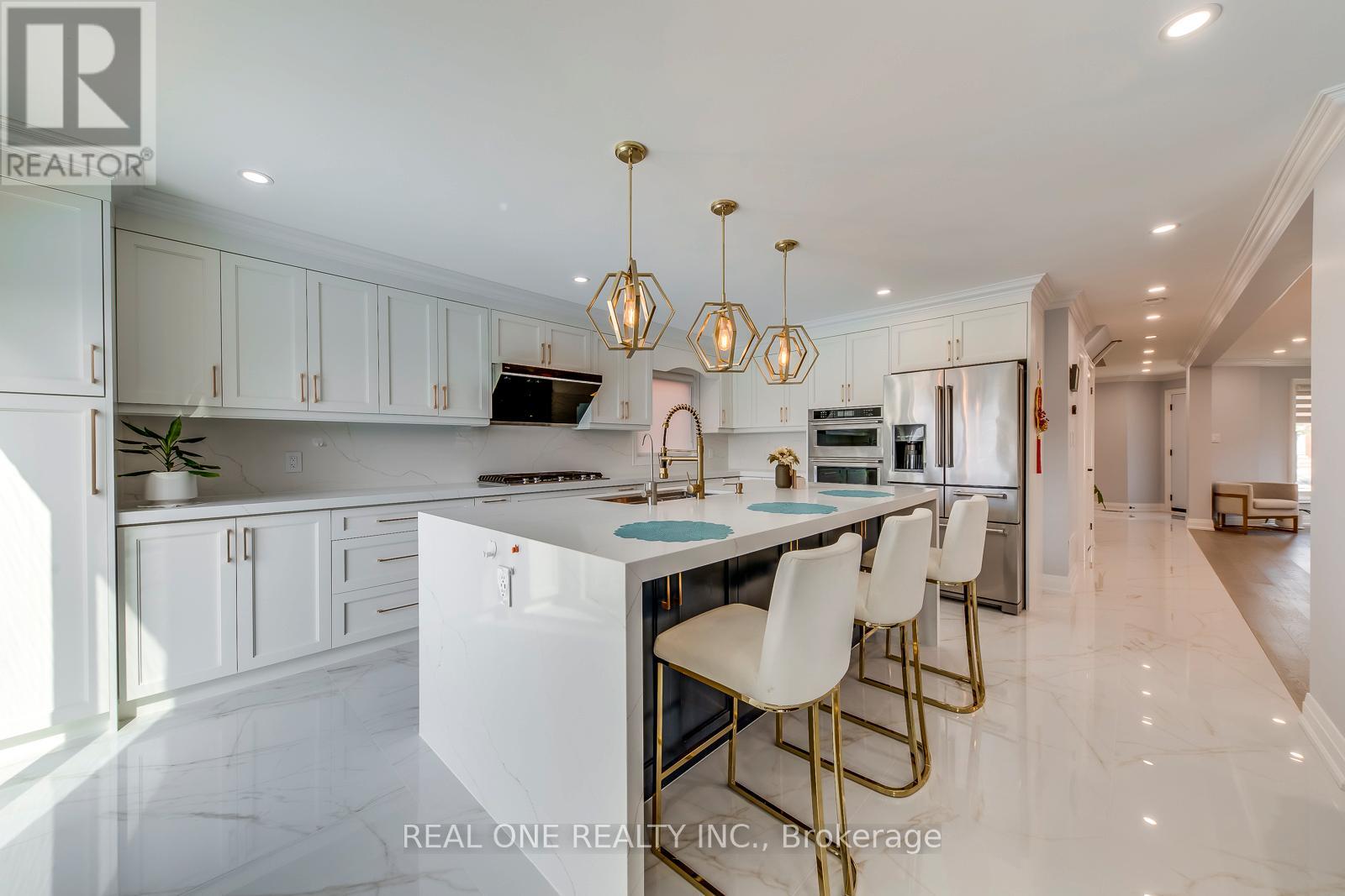 6150 Duford Drive, Mississauga, Ontario  L5V 1A6 - Photo 16 - W12457869