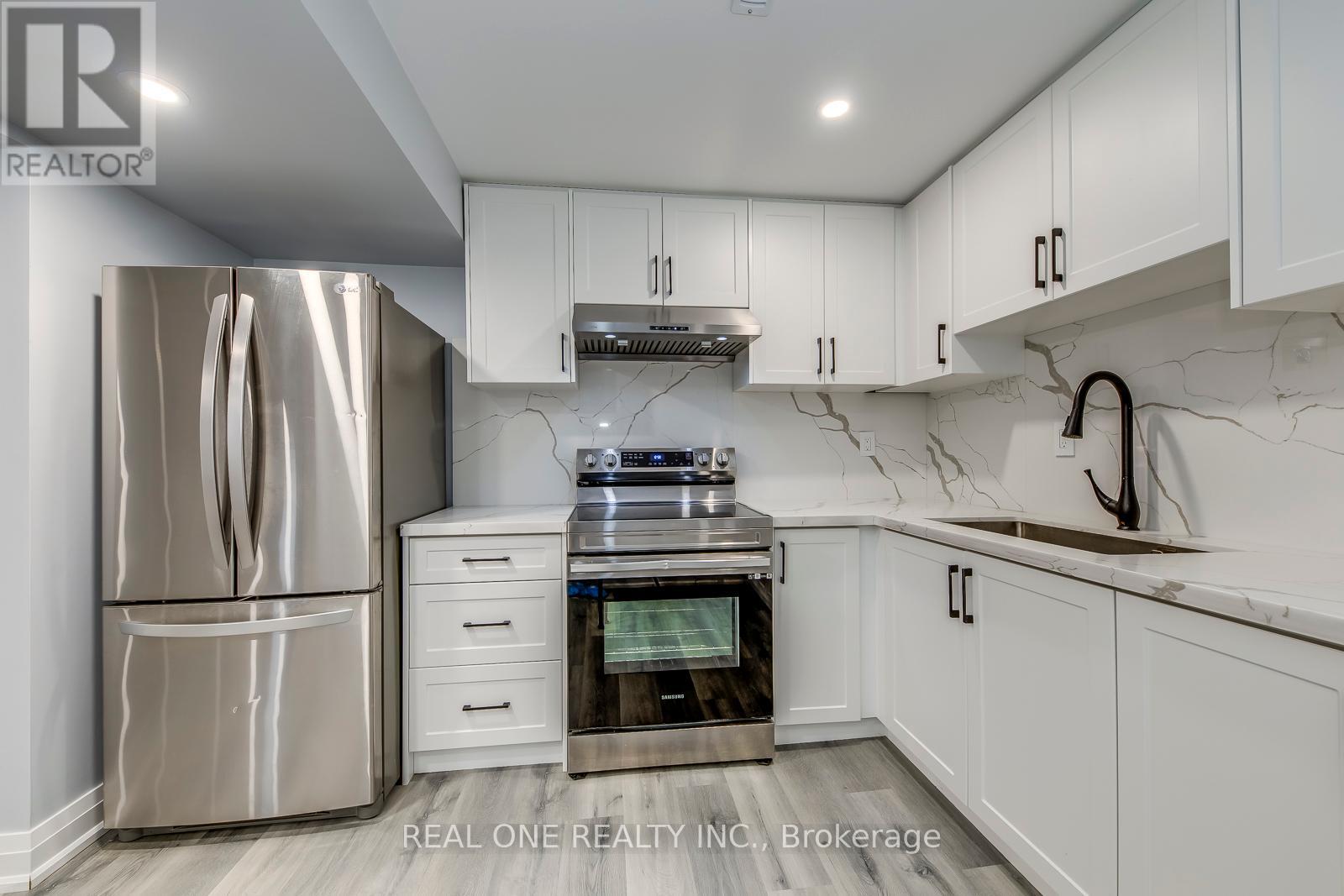 6150 Duford Drive, Mississauga, Ontario  L5V 1A6 - Photo 38 - W12457869