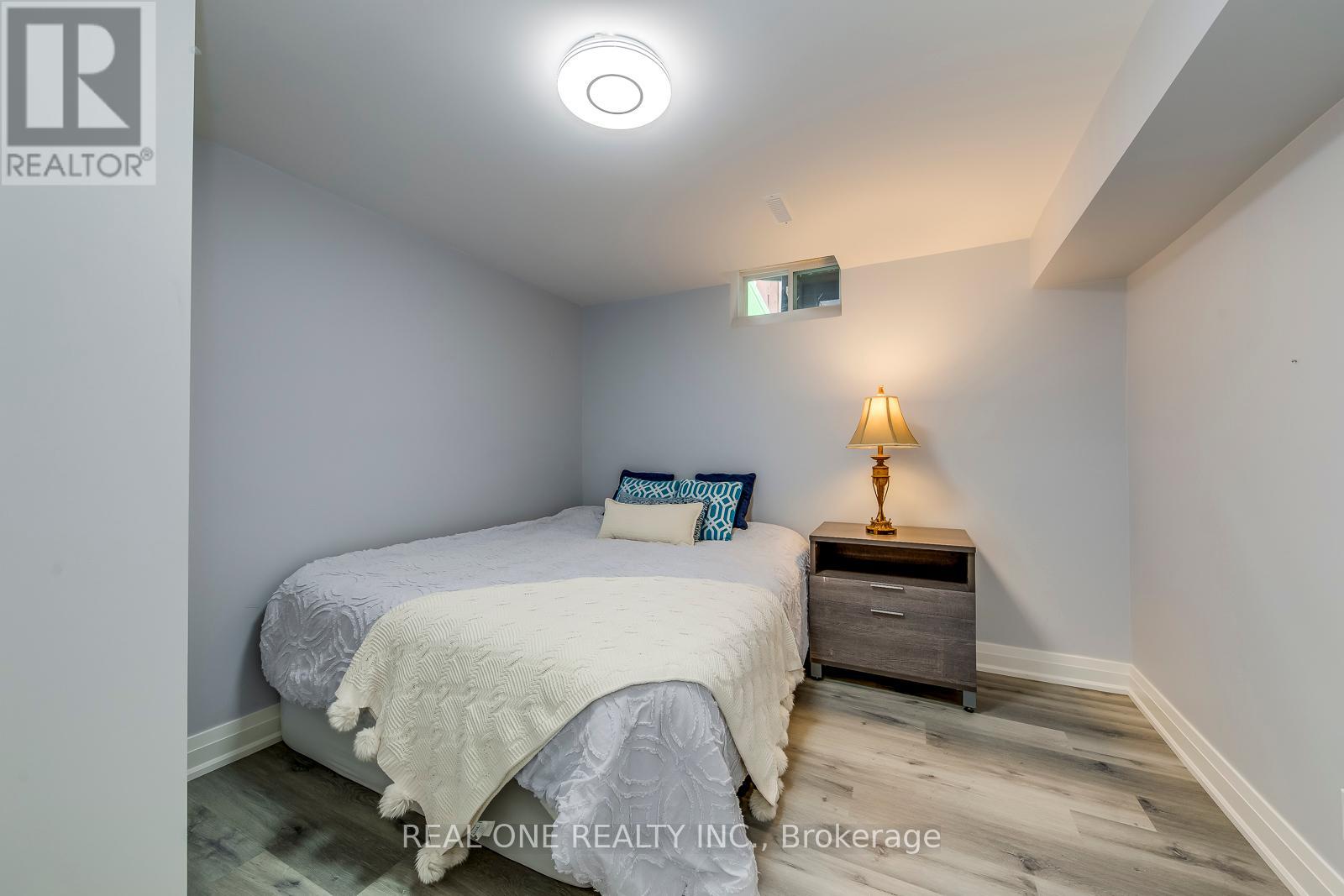 6150 Duford Drive, Mississauga, Ontario  L5V 1A6 - Photo 41 - W12457869