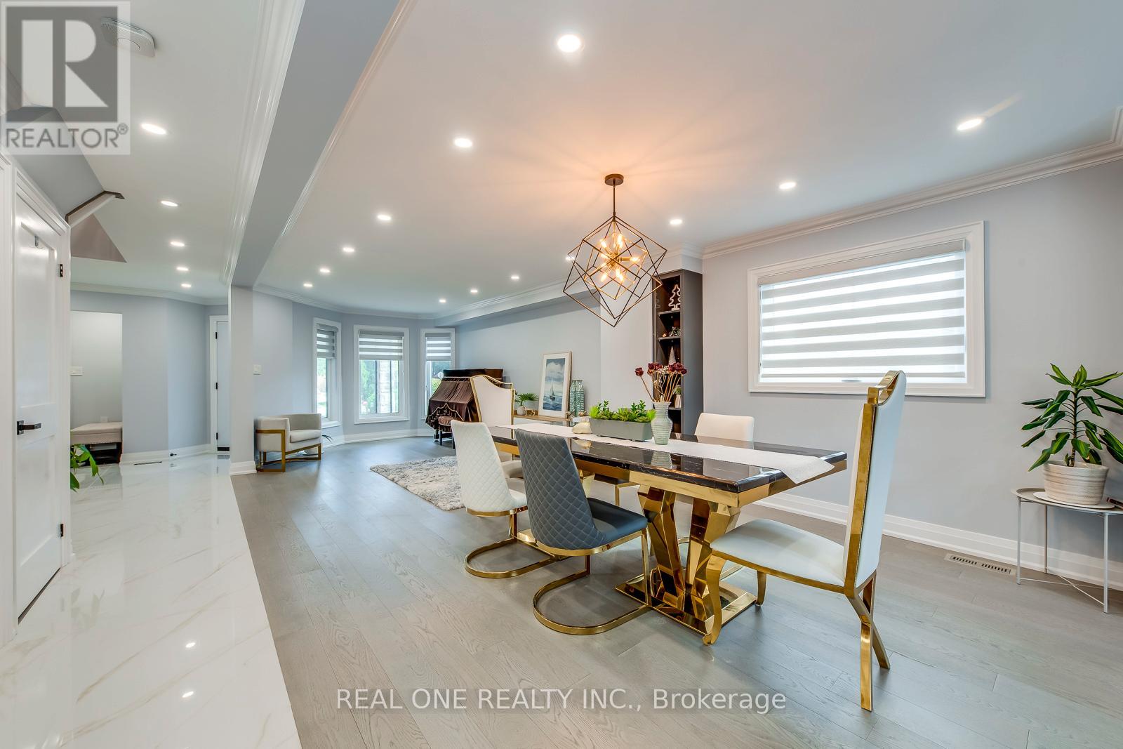 6150 Duford Drive, Mississauga, Ontario  L5V 1A6 - Photo 8 - W12457869