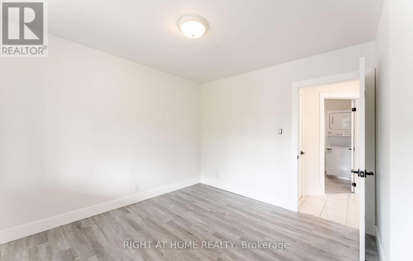 22 Pleasant Home Boulevard, Toronto, Ontario  M3M 2B5 - Photo 21 - W12457875