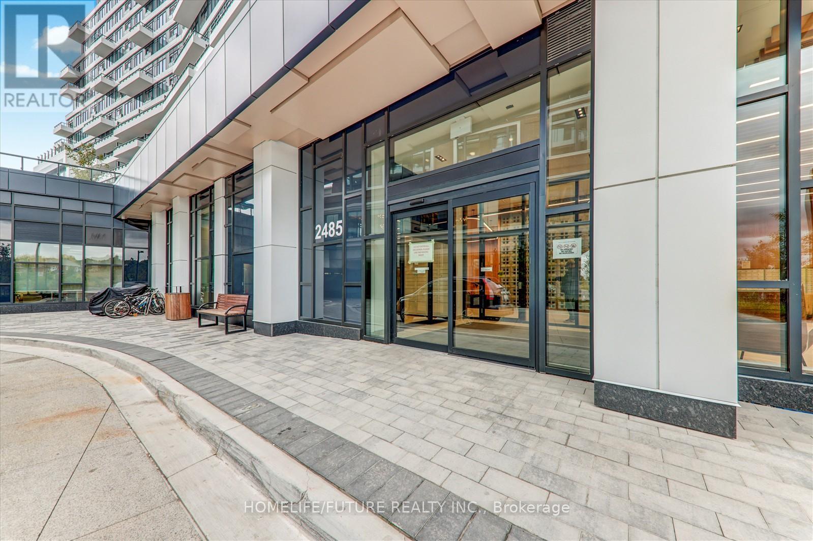# 704 - 2485 Eglinton Avenue, Mississauga, Ontario  L5M 2T1 - Photo 6 - W12457878
