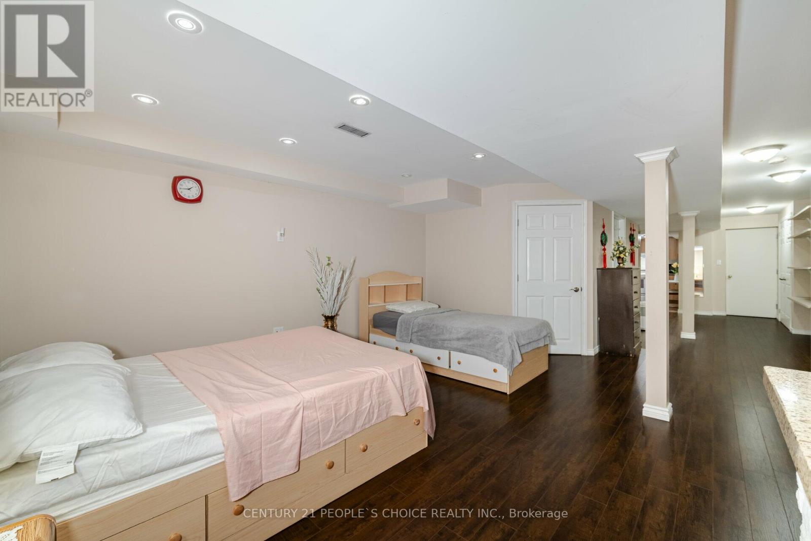 Bsmt - 41 Millhouse Mews, Brampton, Ontario  L6Y 5J8 - Photo 18 - W12457883