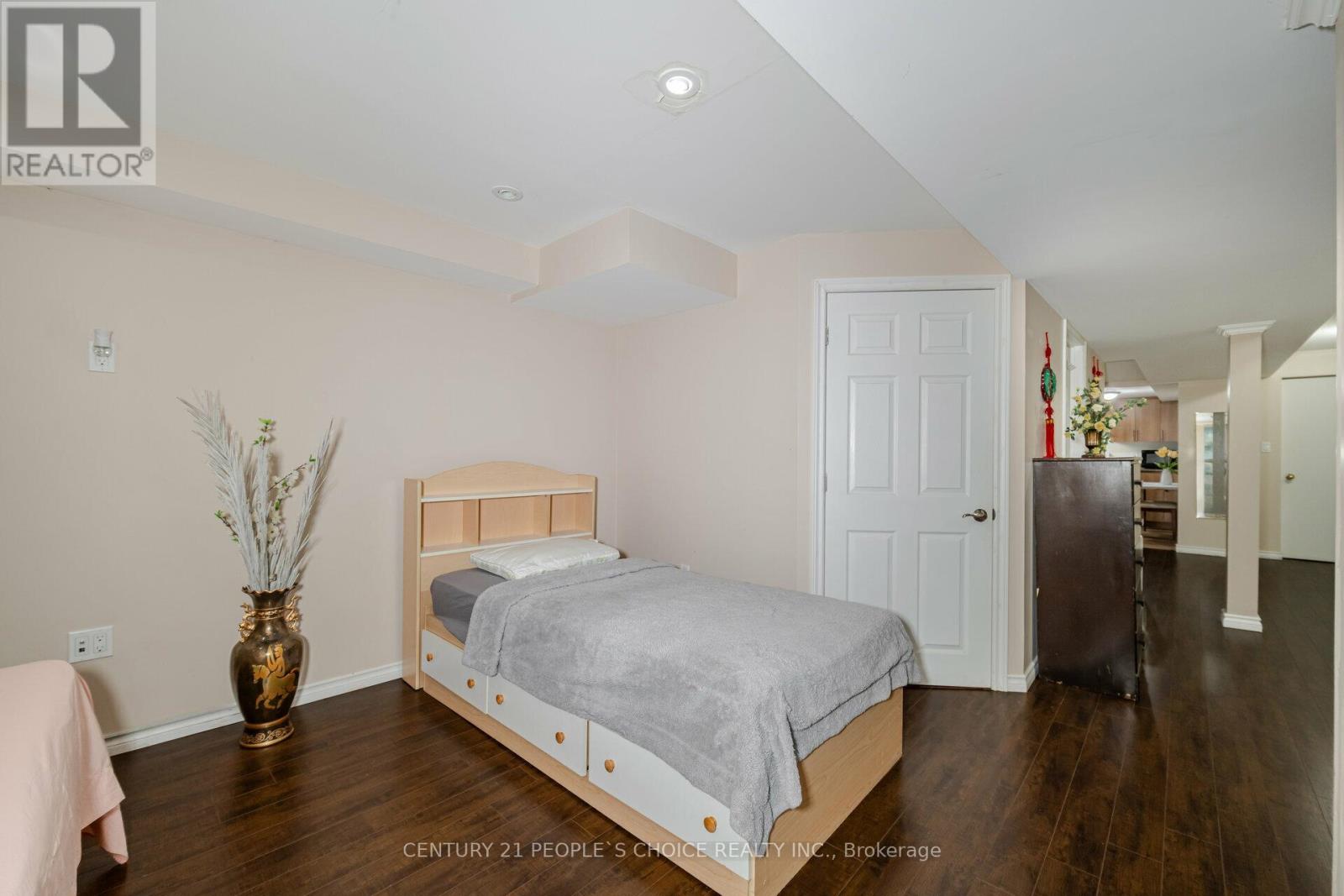 Bsmt - 41 Millhouse Mews, Brampton, Ontario  L6Y 5J8 - Photo 19 - W12457883