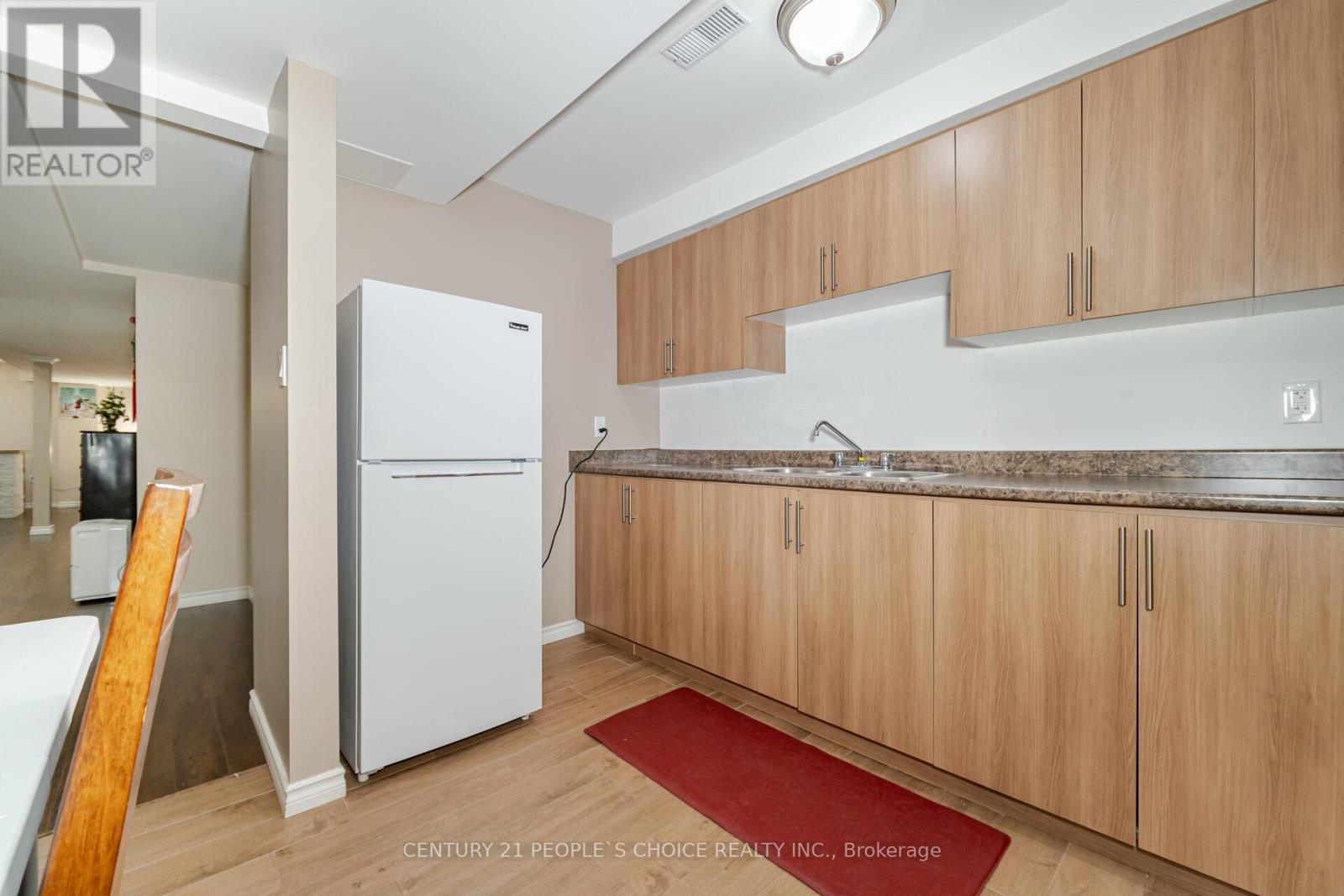 Bsmt - 41 Millhouse Mews, Brampton, Ontario  L6Y 5J8 - Photo 8 - W12457883