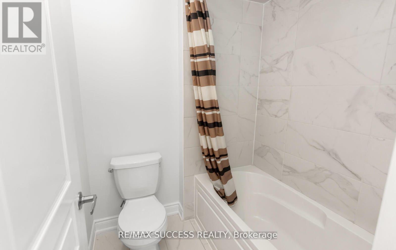 1554 Devine Point, Milton, Ontario  L9T 7K6 - Photo 25 - W12457893