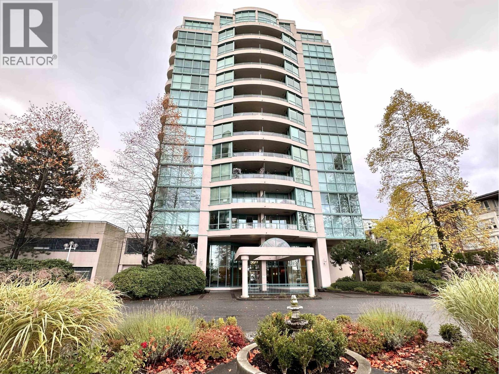 605 8871 LANSDOWNE ROAD, Richmond, British Columbia
