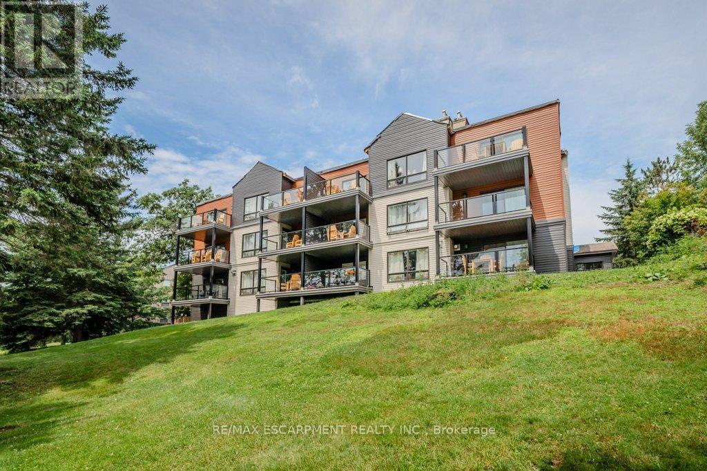 54-305 - 1235 Deerhurst Drive, Huntsville, Ontario  P1H 2E8 - Photo 31 - X12457887