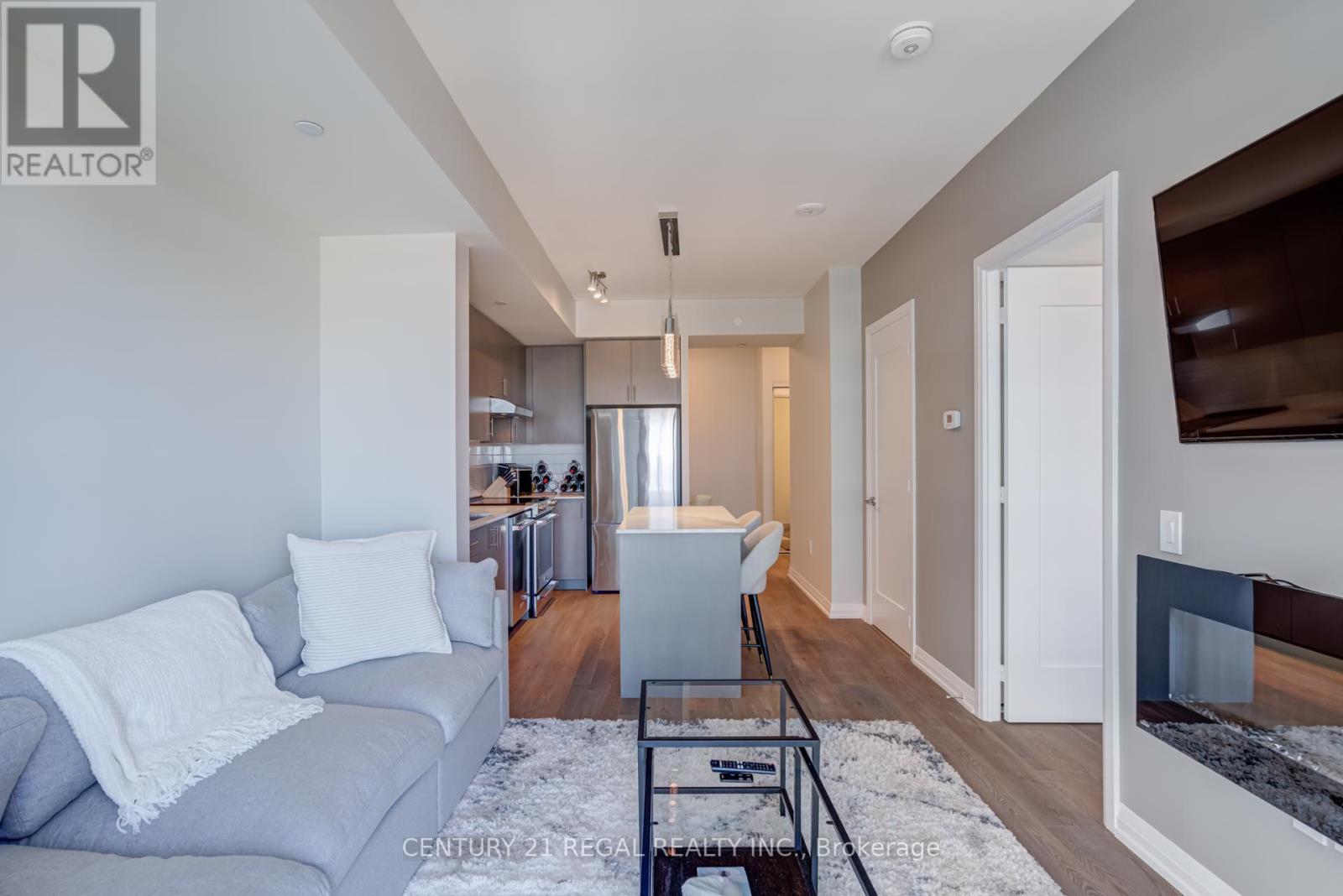 2125 - 9000 Jane Street, Vaughan, Ontario  L4K 0M6 - Photo 10 - N12457866
