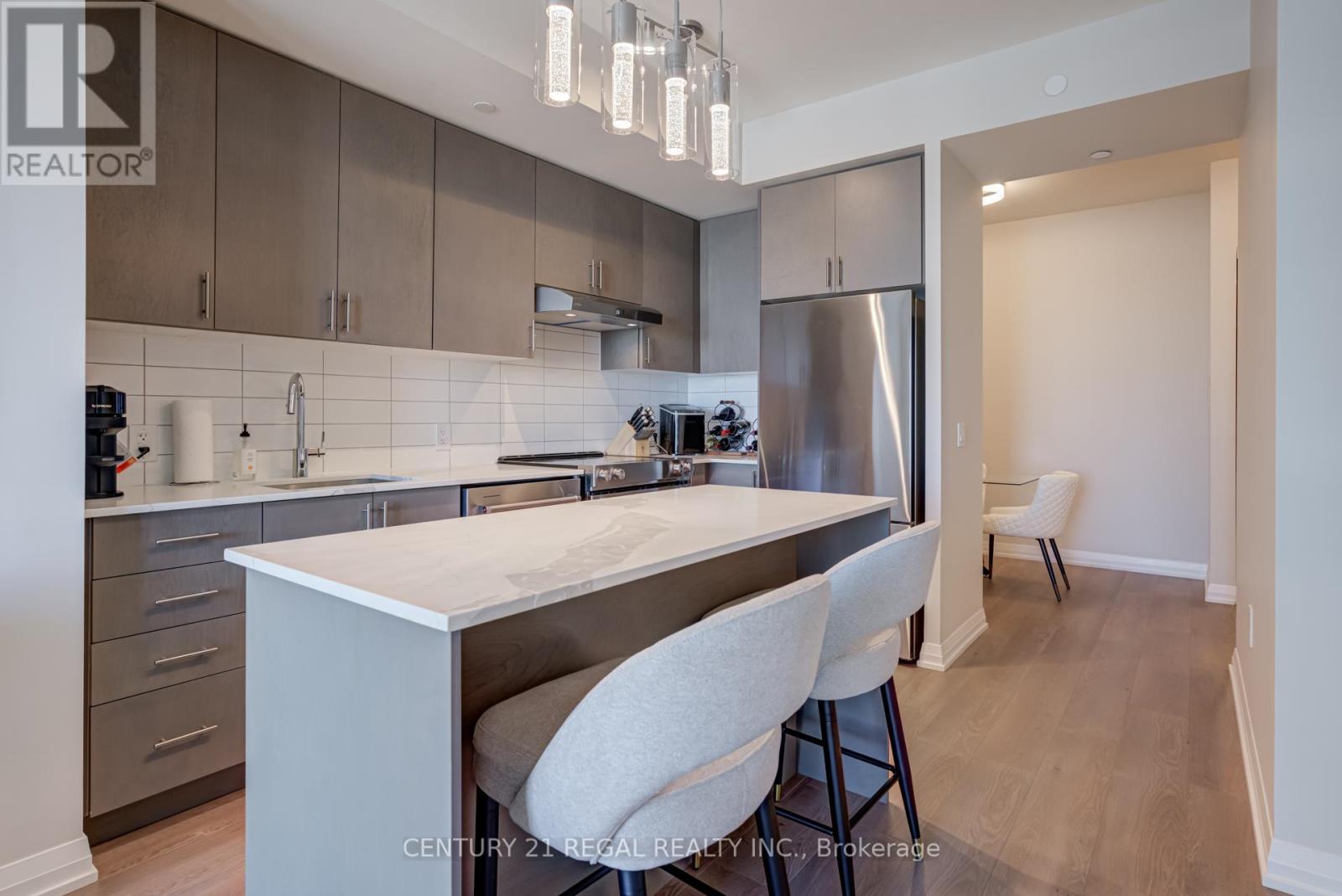 2125 - 9000 Jane Street, Vaughan, Ontario  L4K 0M6 - Photo 7 - N12457866