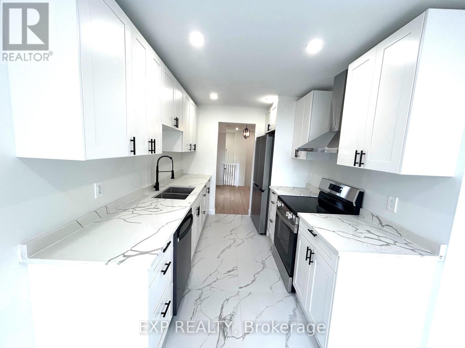 848 Ashenvale Way, Ottawa, Ontario  K4A 0S1 - Photo 10 - X12457907