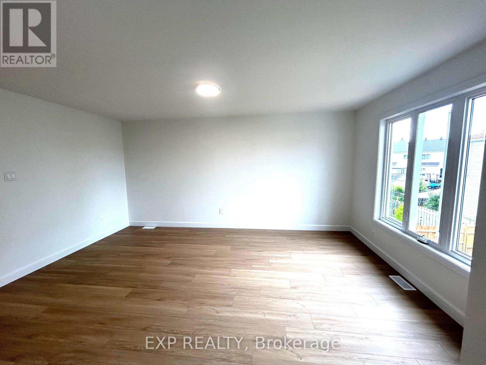 848 Ashenvale Way, Ottawa, Ontario  K4A 0S1 - Photo 25 - X12457907