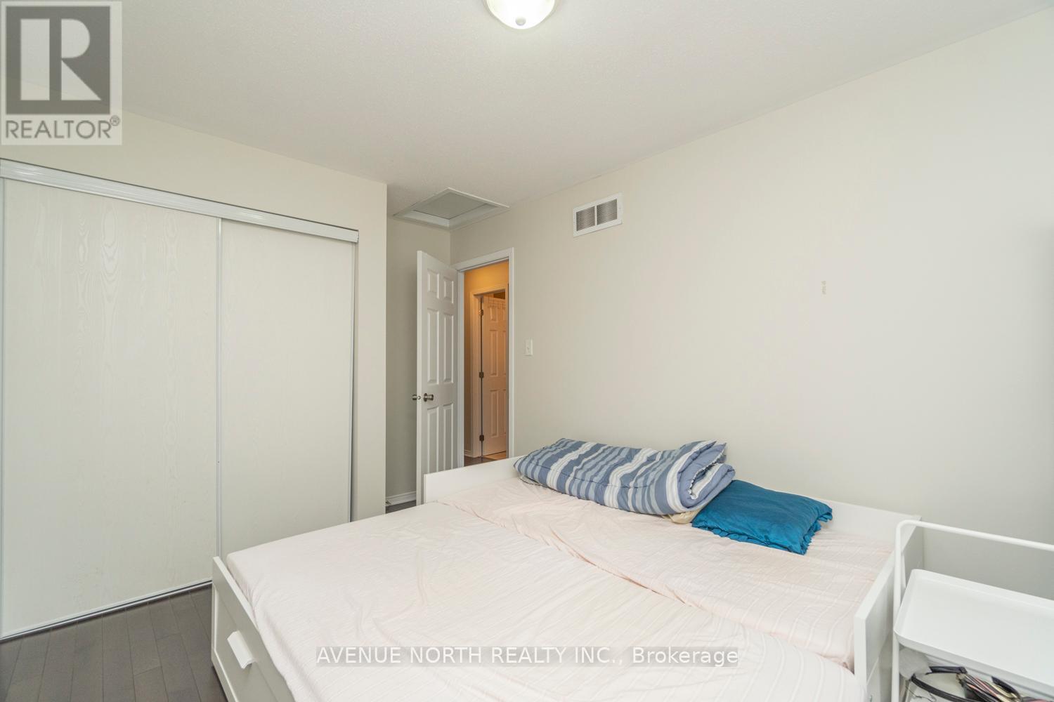 103 Osnabrook Private, Ottawa, Ontario  K2J 0G7 - Photo 21 - X12457909