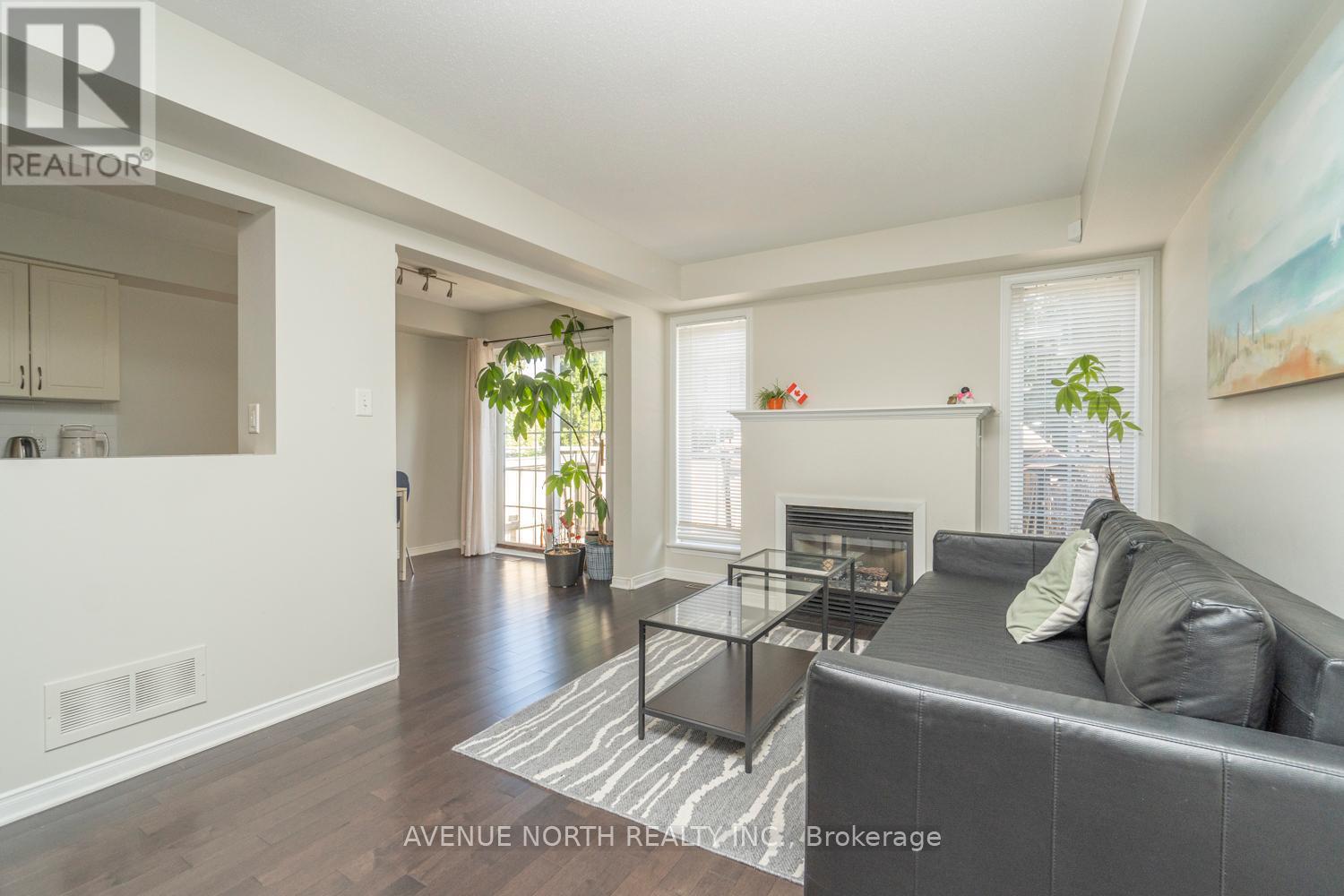 103 Osnabrook Private, Ottawa, Ontario  K2J 0G7 - Photo 8 - X12457909
