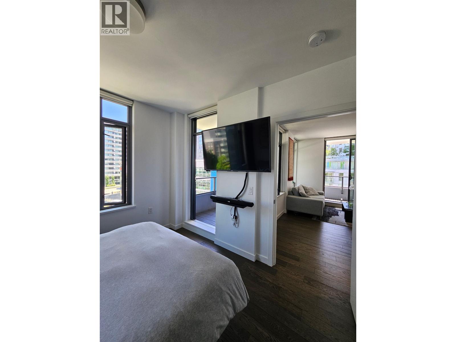 1688 Pullman Porter Street, Vancouver, British Columbia  V5T 1C5 - Photo 7 - R3057670
