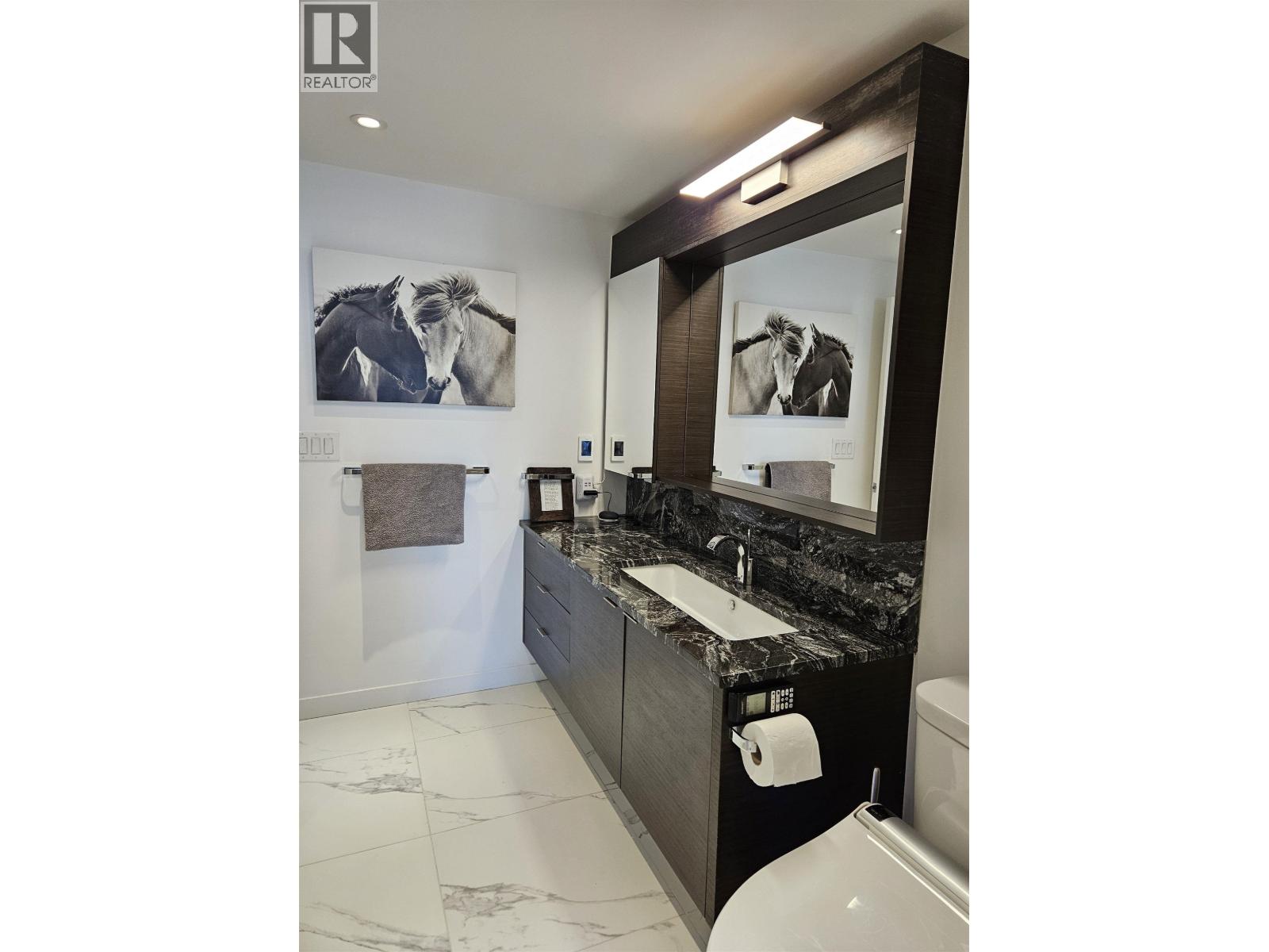 1688 Pullman Porter Street, Vancouver, British Columbia  V5T 1C5 - Photo 8 - R3057670