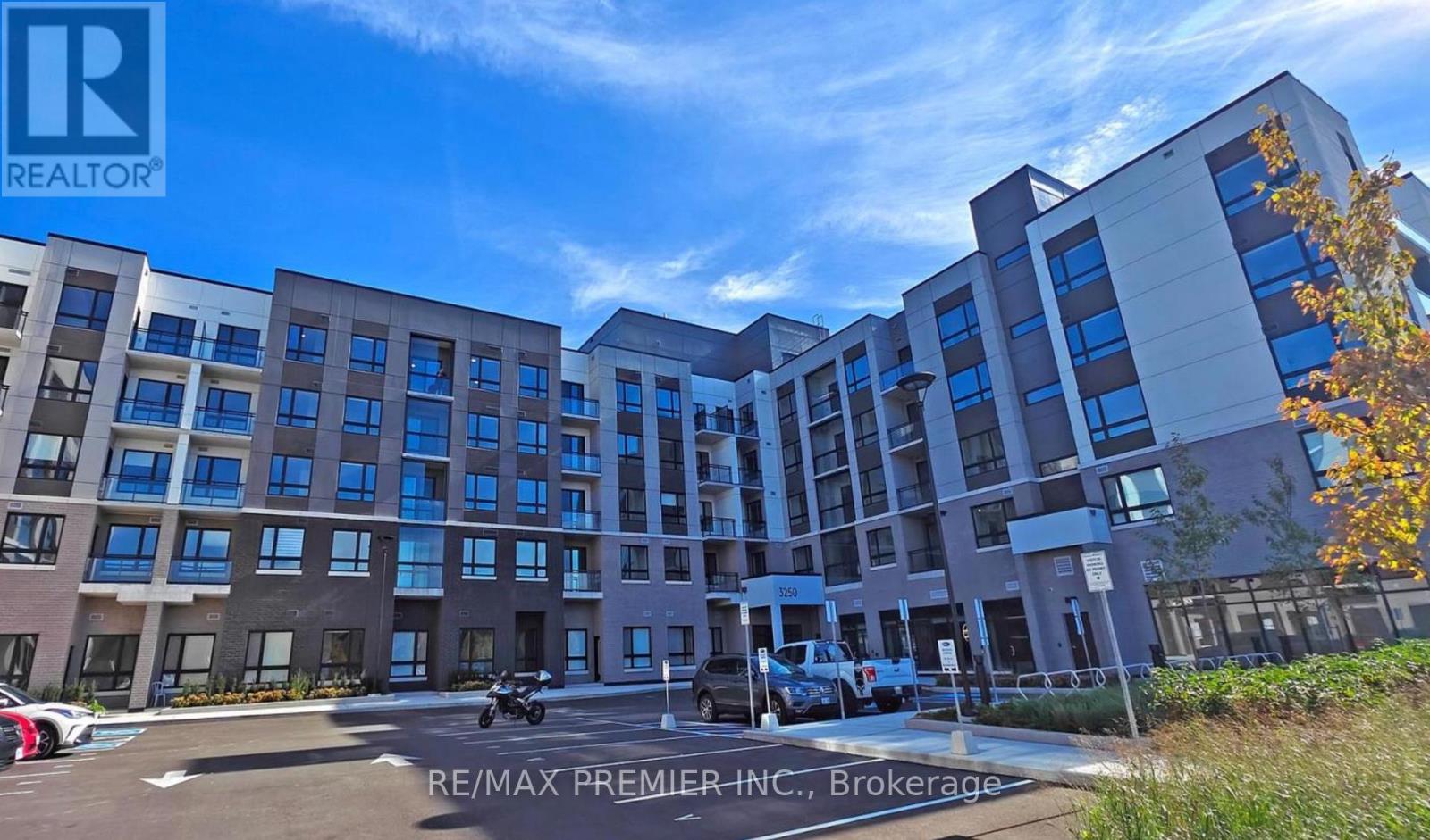 324 - 3250 CARDING MILL TRAIL, Oakville, Ontario