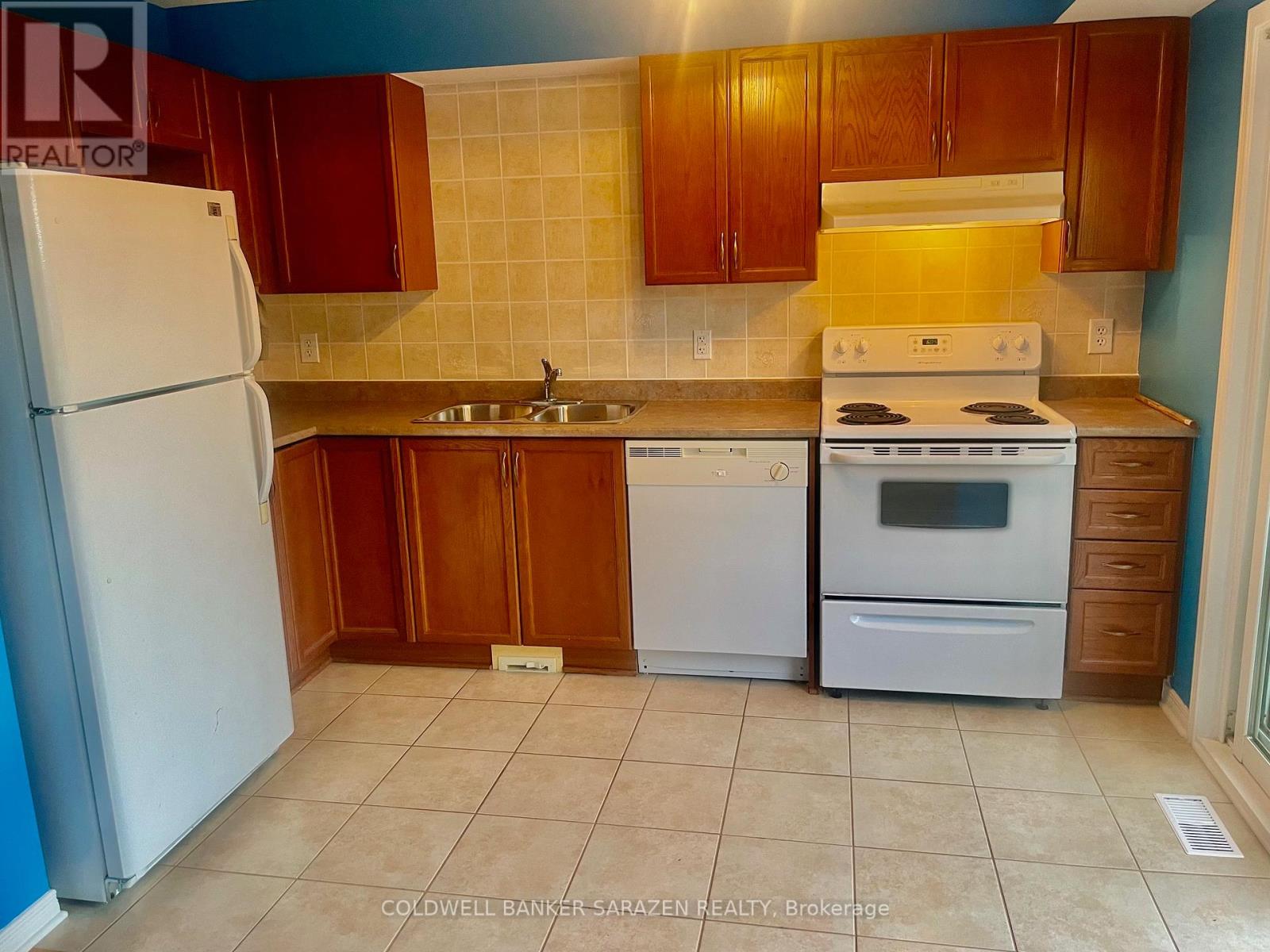 326 Brigitta Street, Ottawa, Ontario  K2S 0H9 - Photo 7 - X12454482