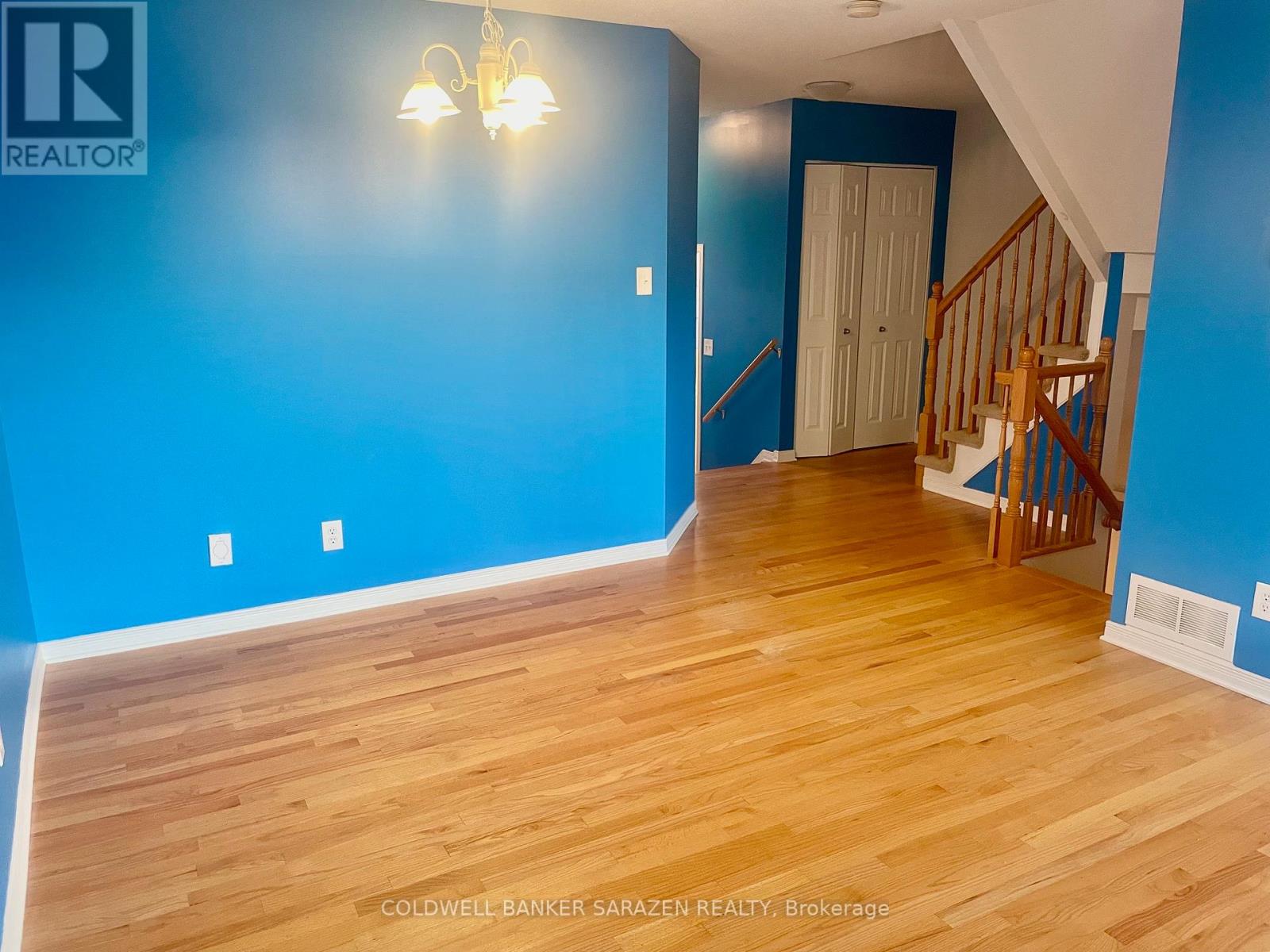 326 Brigitta Street, Ottawa, Ontario  K2S 0H9 - Photo 5 - X12454482