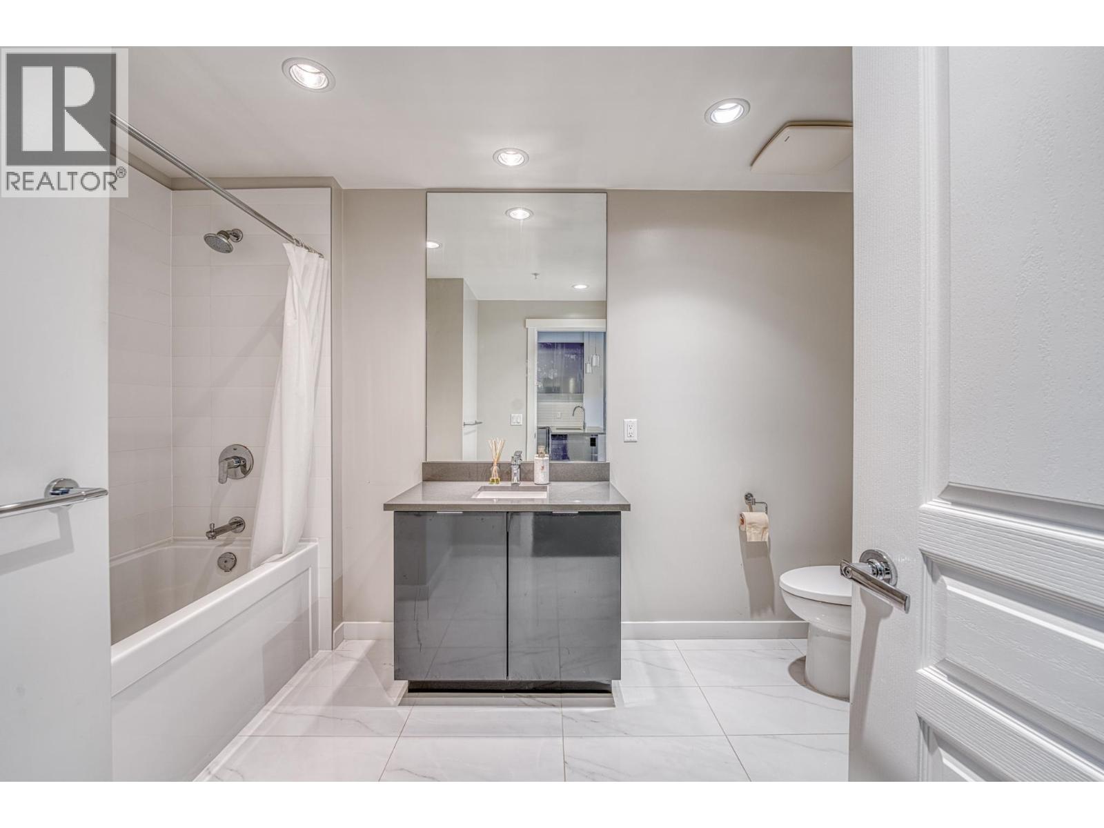 320 9388 Tomicki Avenue, Richmond, British Columbia  V6X 0P1 - Photo 18 - R3049745